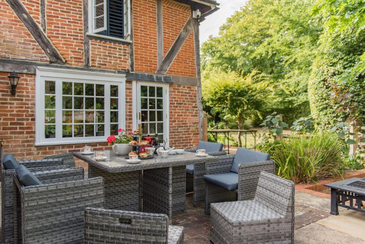Villa Bacchus Canterbury Exterior foto
